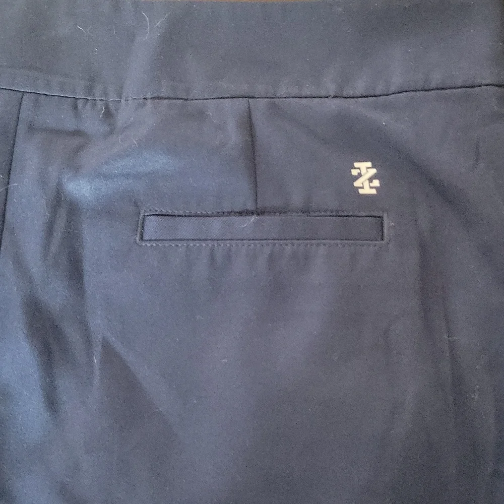 Izod size 16 navy blue golf skort - Picture 2 of 4